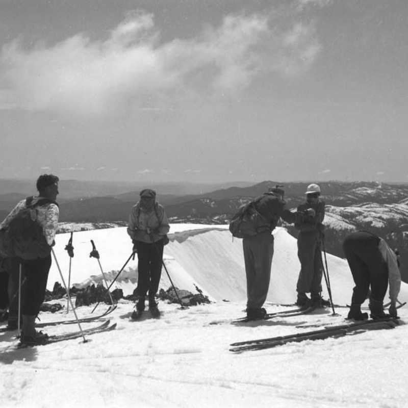 Old time hikiing
