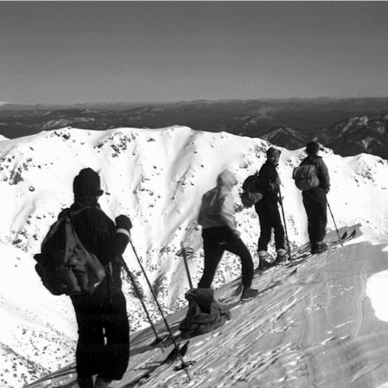 Old time hiking AAC_P4_Sentinel_20July1947