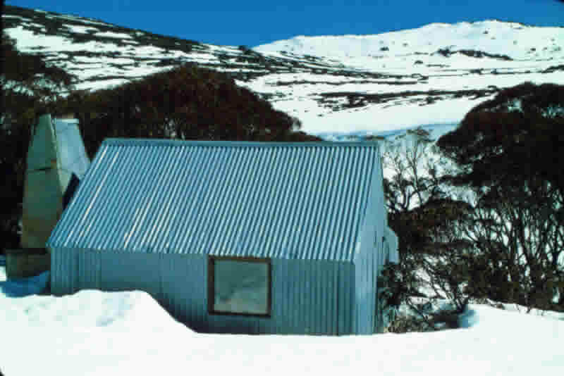 AAC 3-03 Tin Hut 1987